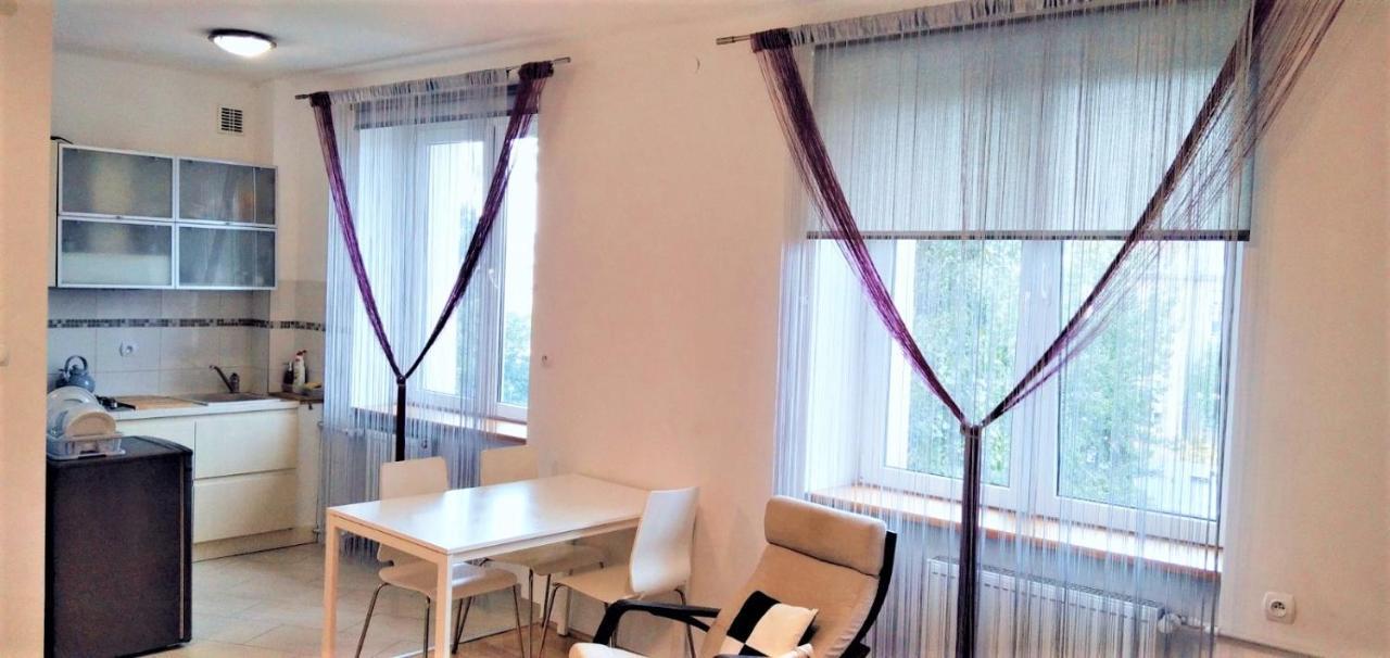 Apartament Hallera Square Warsaw 27M2 Kültér fotó